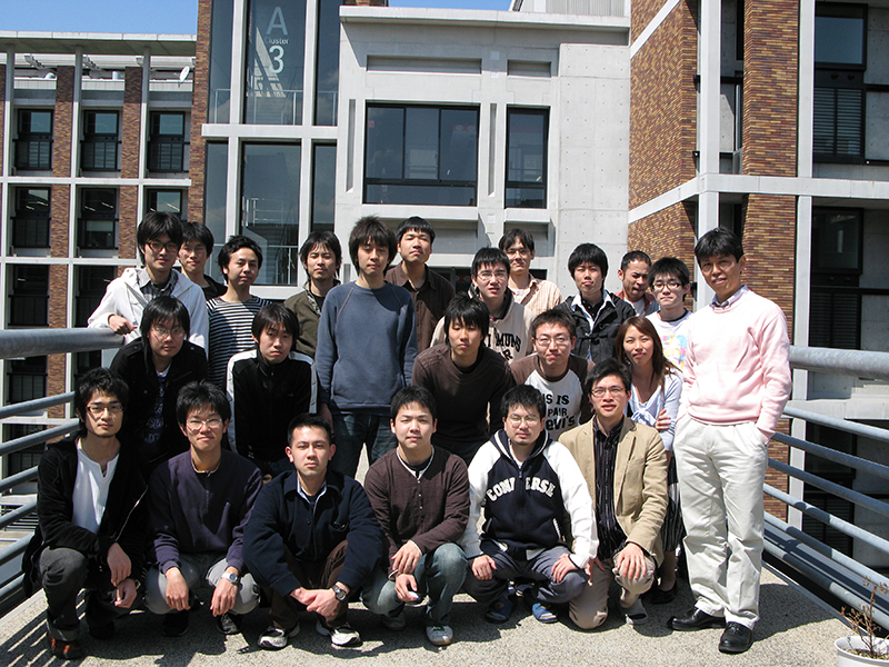 Group photo_2007.jpg